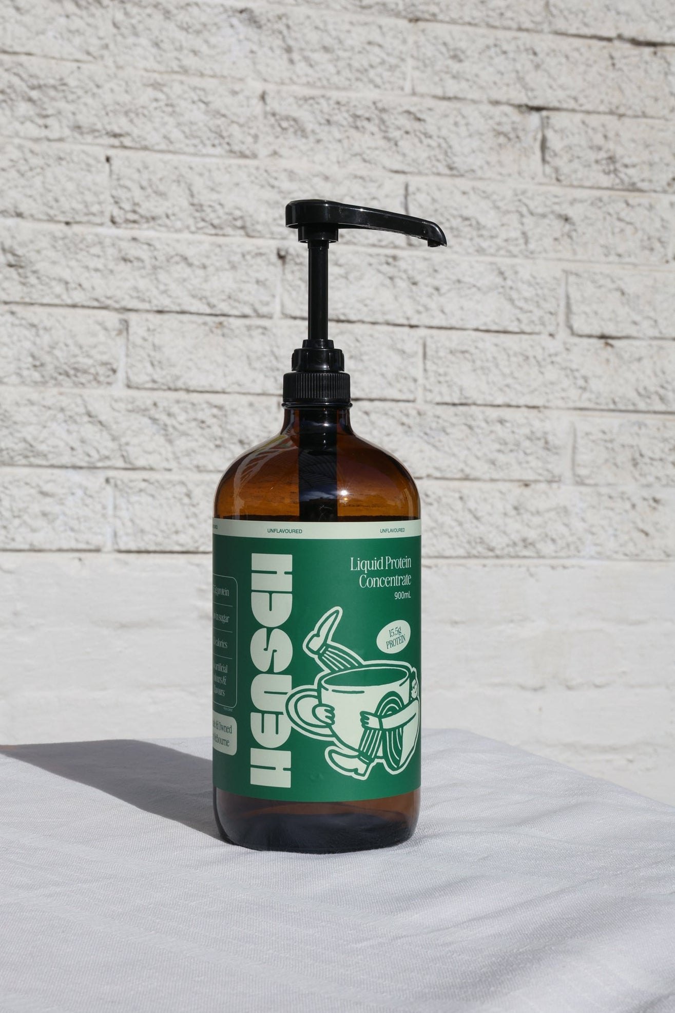 Hensch bottle with the pump fitted